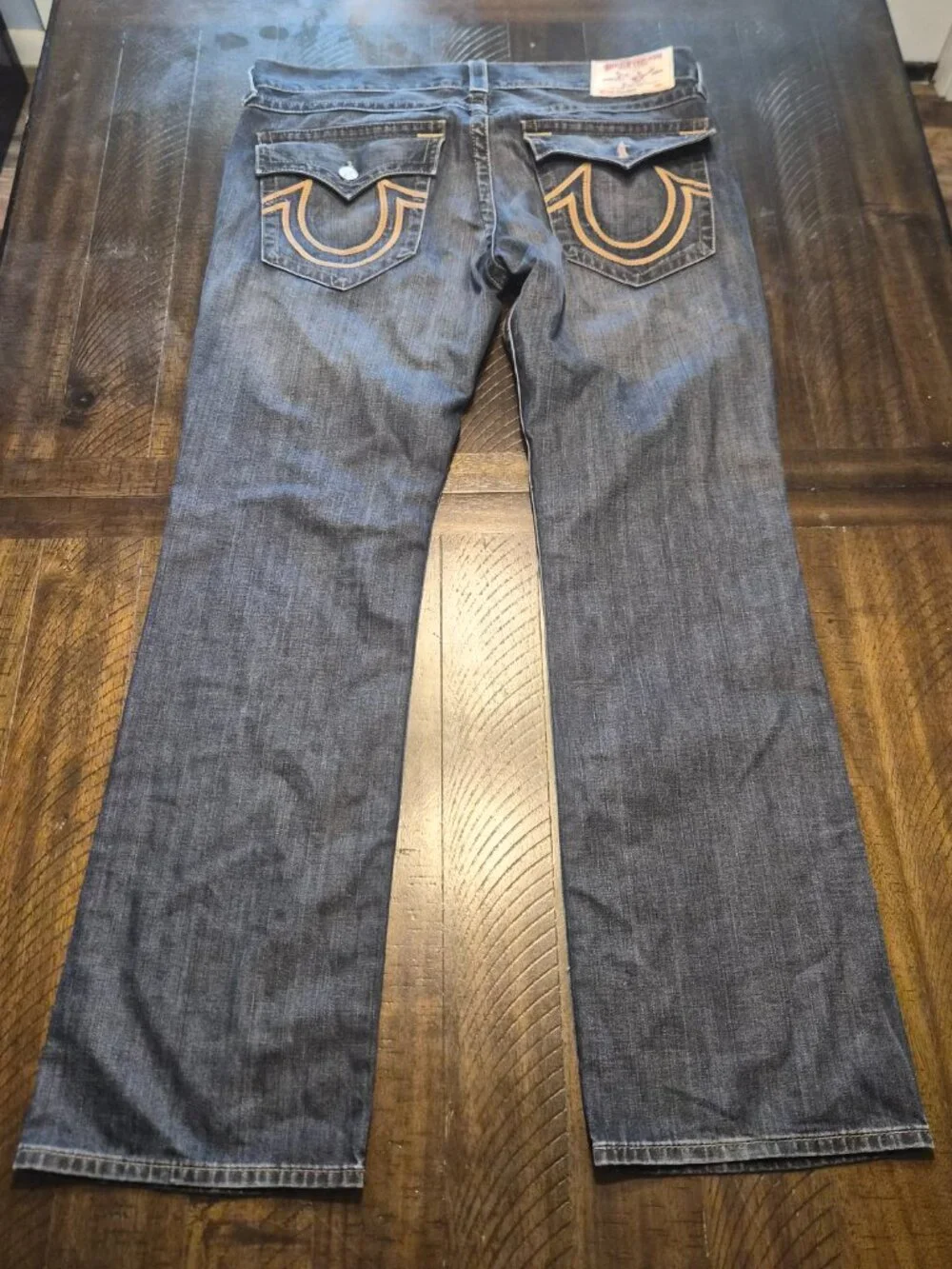 True Religion Mens Jeans Straight  Flap Size 38 X 36 Distressed Braid G678